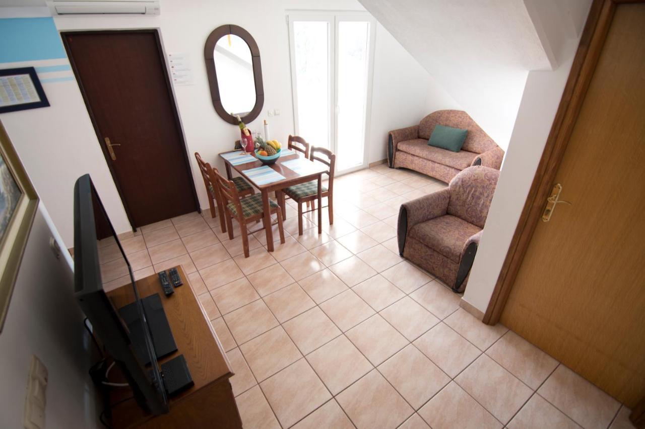 Apartmani Juric Vir Exteriér fotografie