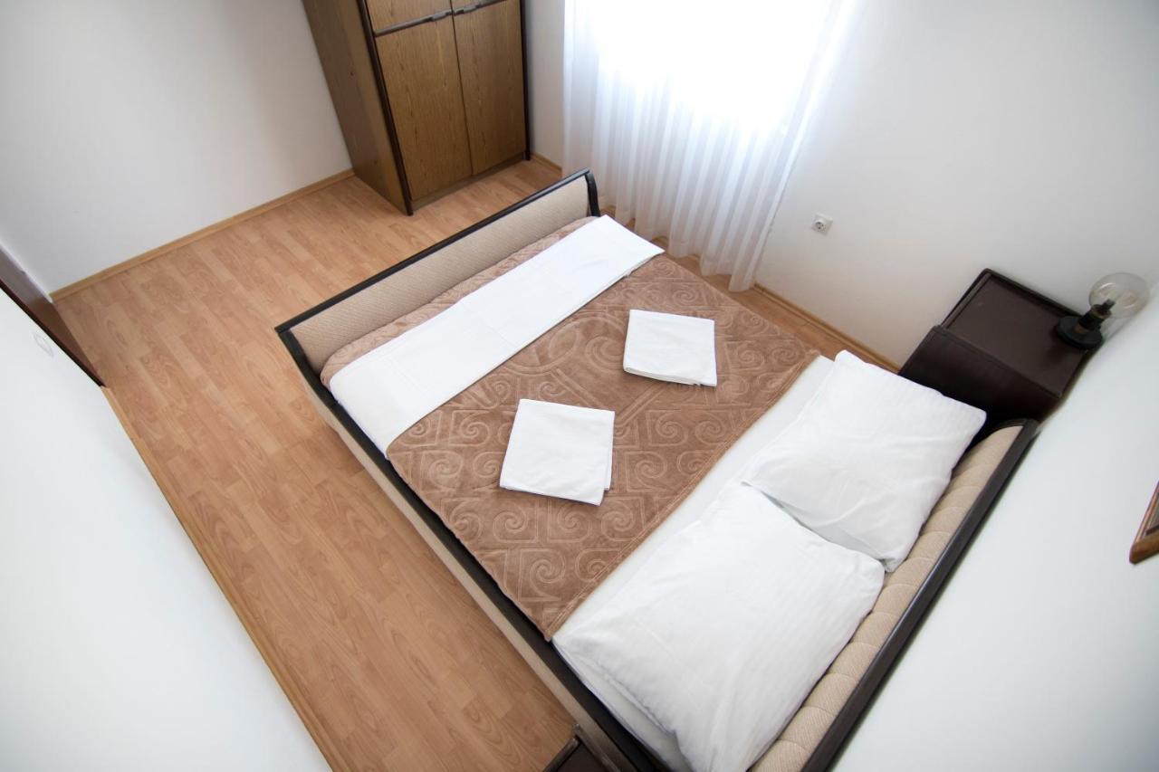 Apartmani Juric Vir Exteriér fotografie