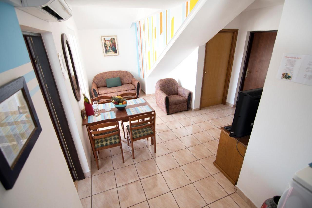 Apartmani Juric Vir Exteriér fotografie